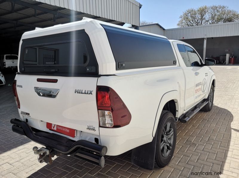 2020 Toyota HILUX 2.8 EC 4X4 LEGEND 50 MT pictures