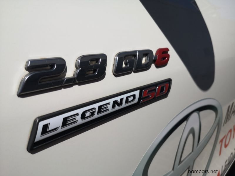 2020 Toyota HILUX 2.8 EC 4X4 LEGEND 50 MT pictures