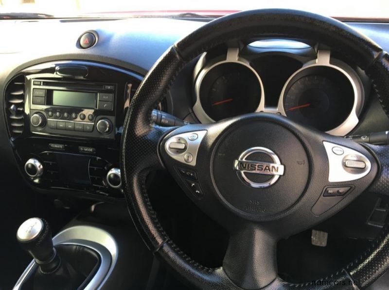 2013 Nissan 2013 Nissan Juke 1.5 dci Acenta pictures