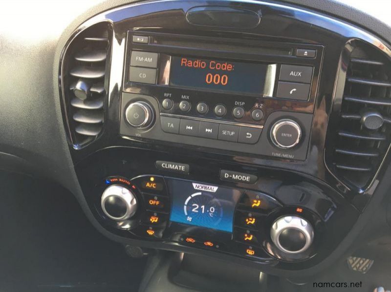 2013 Nissan 2013 Nissan Juke 1.5 dci Acenta pictures