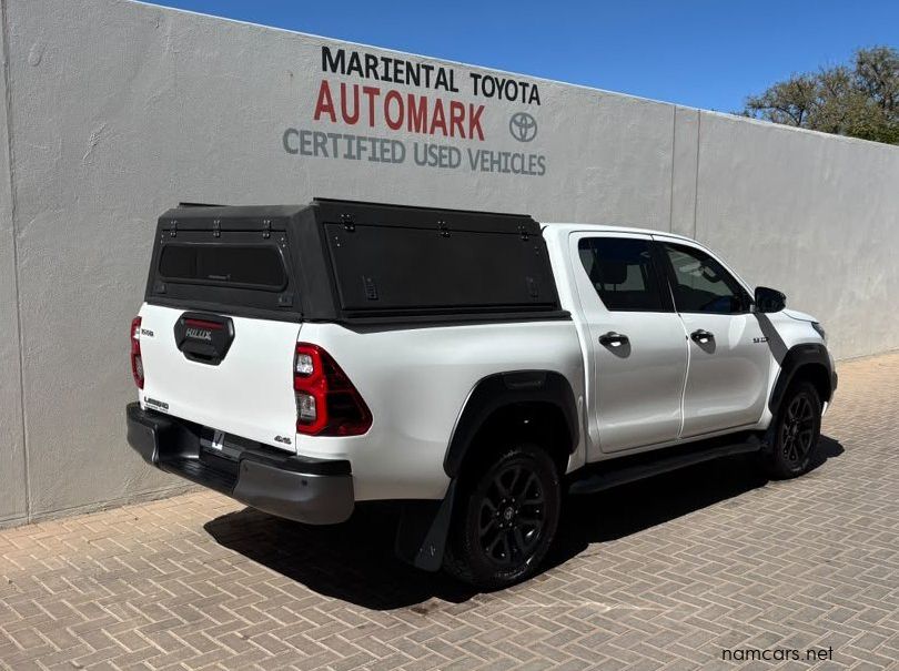 2022 Toyota Hilux Double Cab 2.8GD6 4X4 LGD AT pictures