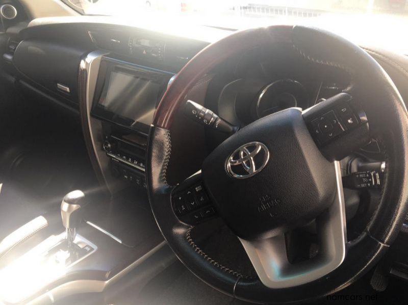2016 Toyota Fortuner 2.8GD6 4x4 AT pictures