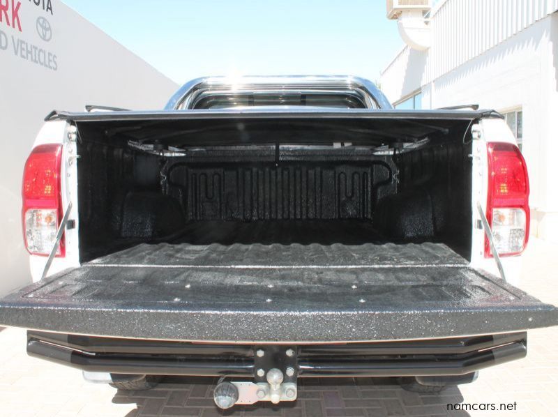 2019 Toyota Hilux XC 2.4GD6 4x2 SRX MT pictures