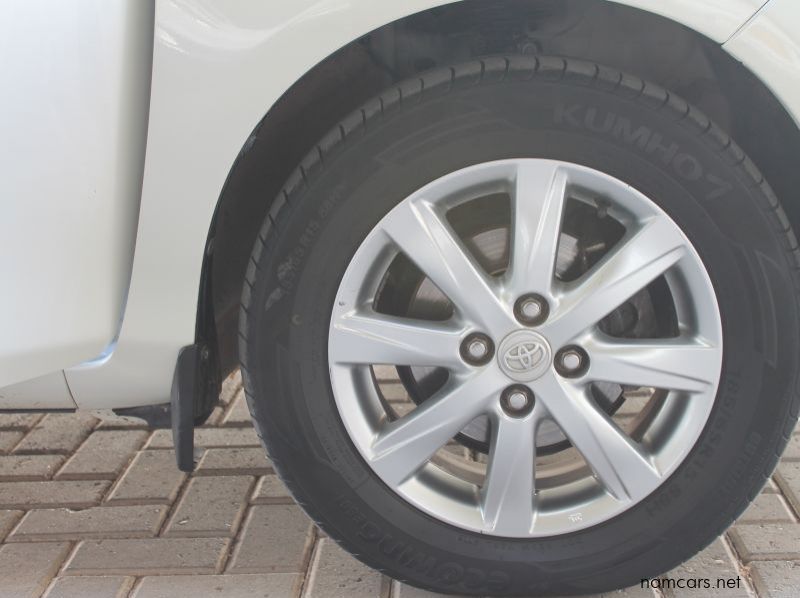 2014 Toyota 2014 Yaris 1.3 HB CVT pictures