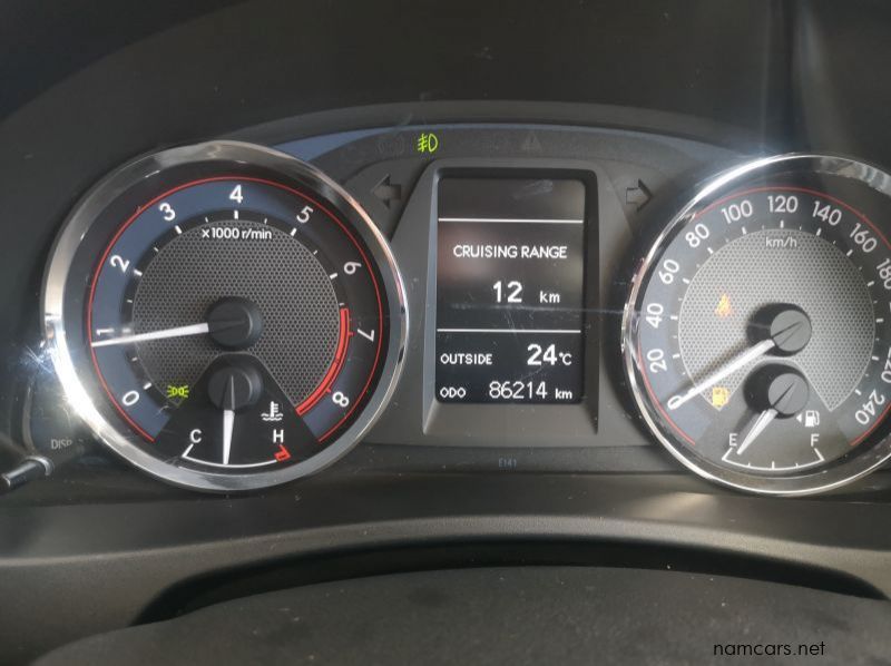 2014 Toyota AURIS 1.6 RX pictures