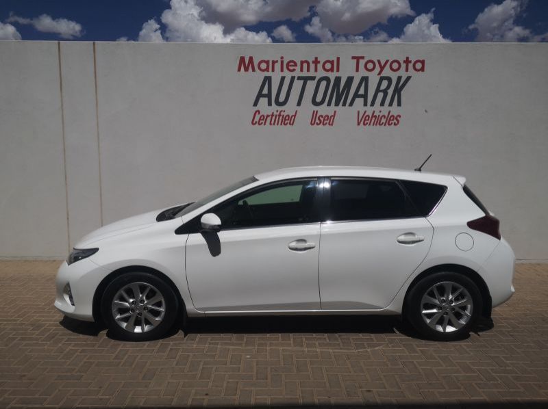 2014 Toyota AURIS 1.6 RX pictures