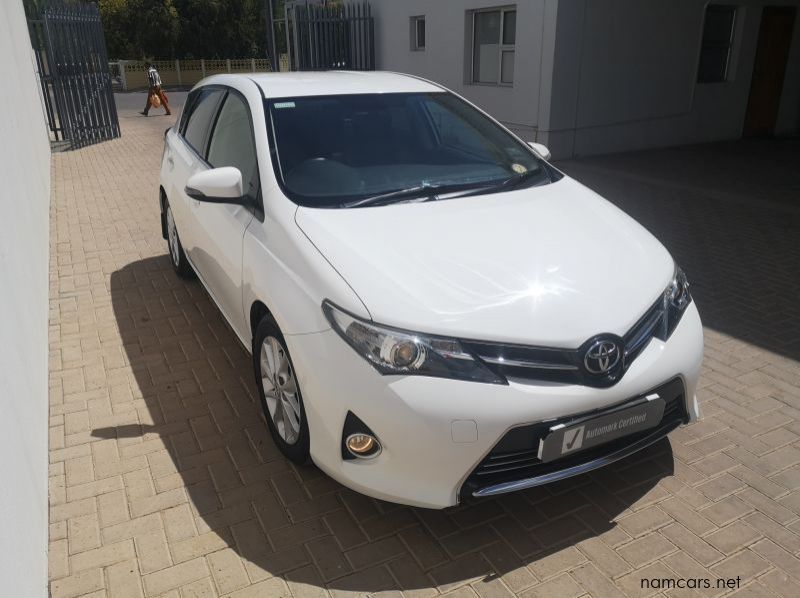 2014 Toyota AURIS 1.6 RX pictures