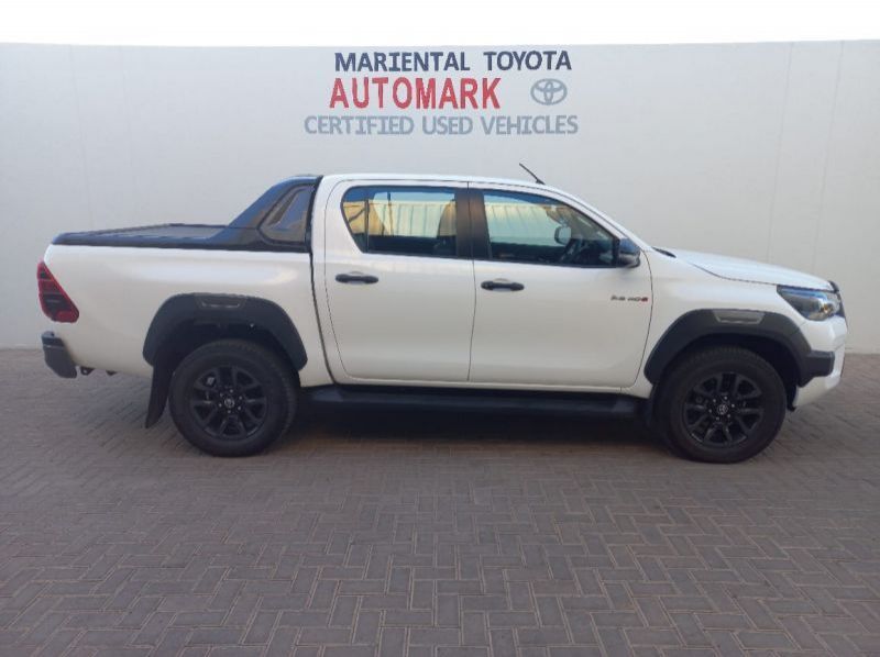 2021 Toyota 2021 Hilux DC 2.8GD6 4x4 Legend RS MT pictures