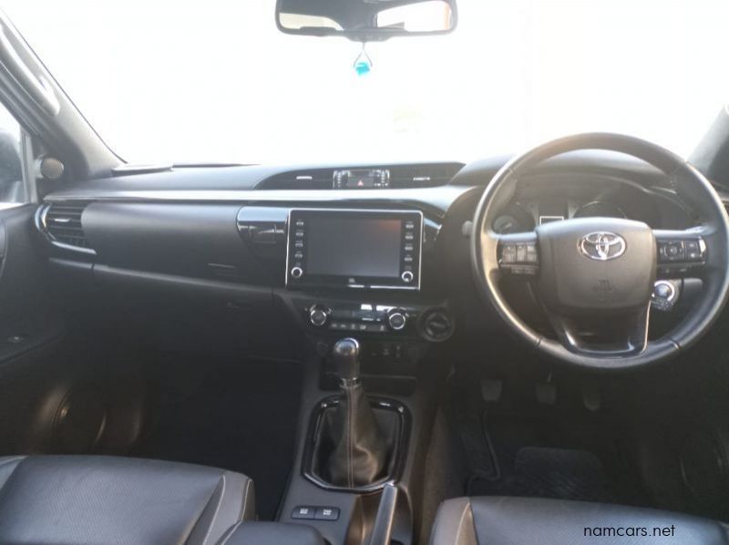 2021 Toyota 2021 Hilux DC 2.8GD6 4x4 Legend RS MT pictures