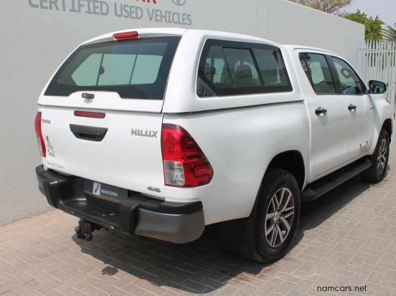 2018 Toyota Hilux DC 2.8GD6 4x4 Dakar AT pictures