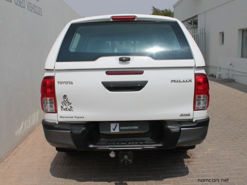2018 Toyota Hilux DC 2.8GD6 4x4 Dakar AT pictures