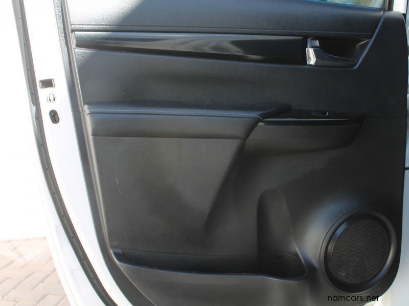 2018 Toyota Hilux DC 2.8GD6 4x4 Raider AT pictures