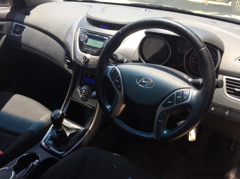 2014 Hyundai Elantra 1.8 GLS pictures