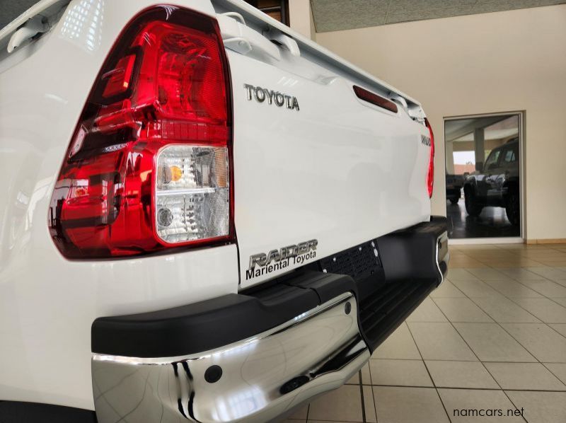 2024 Toyota Hilux SC 2.4GD6 4x2 Raider MT pictures