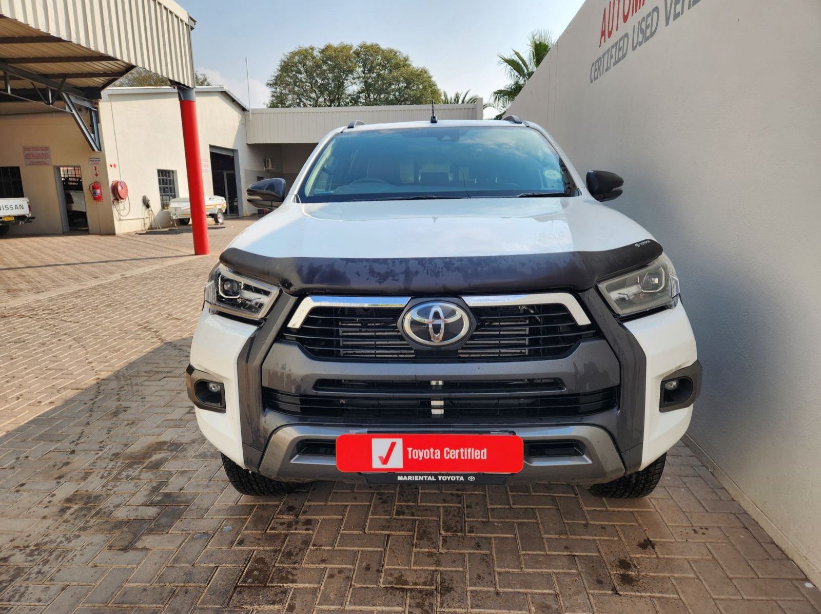 2025 Toyota Hilux DC 2.8GD6 4x2 Legend Automatic pictures