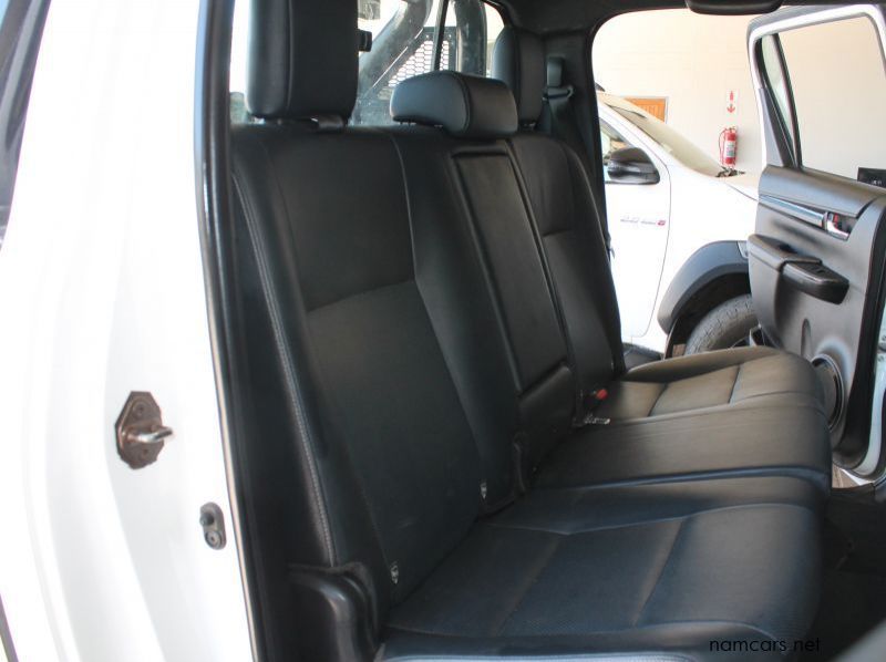 2020 Toyota 2020 Hilux DC 2.8GD6 4x4 Legend 50 AT pictures