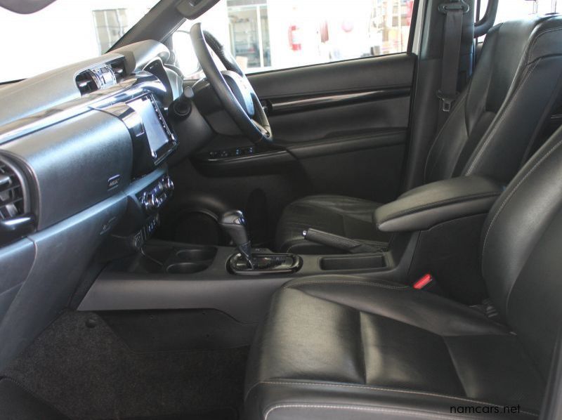 2020 Toyota 2020 Hilux DC 2.8GD6 4x4 Legend 50 AT pictures