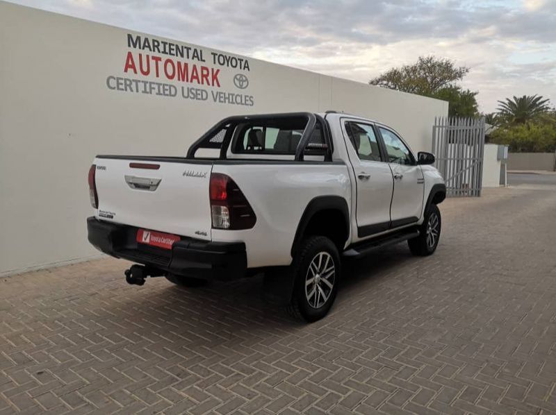 2020 Toyota 2020 Hilux DC 2.8GD6 4x4 Legend 50 AT pictures