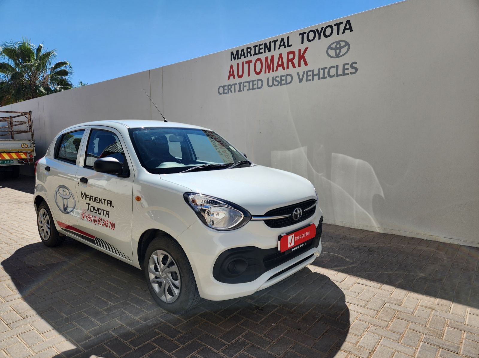 Used Toyota Vitz 1.0 MT for sale in Windhoek, Walvis Bay, Okahandja, Gobabis, Mariental, Otjiwarongo, Ongwediva, Namibia