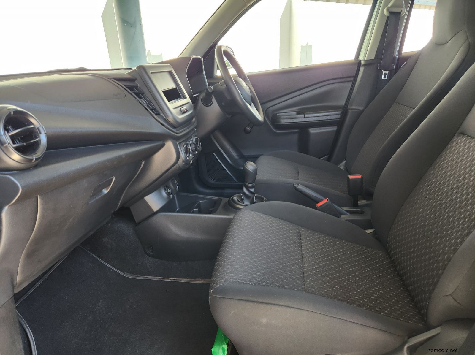 2026 Toyota Vitz 1.0 MT pictures