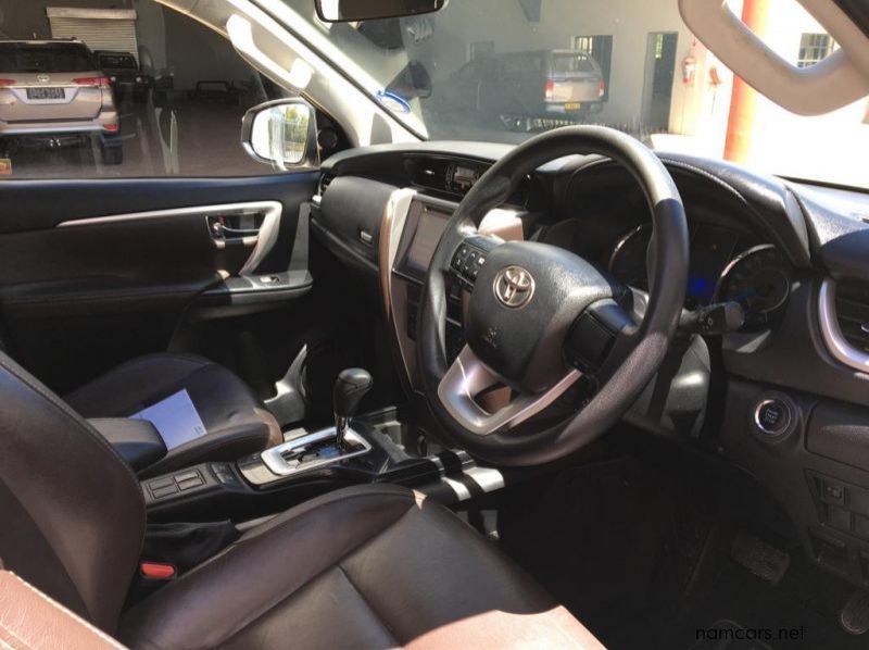 2019 Toyota Fortuner 2.4GD6 4x4 AT pictures