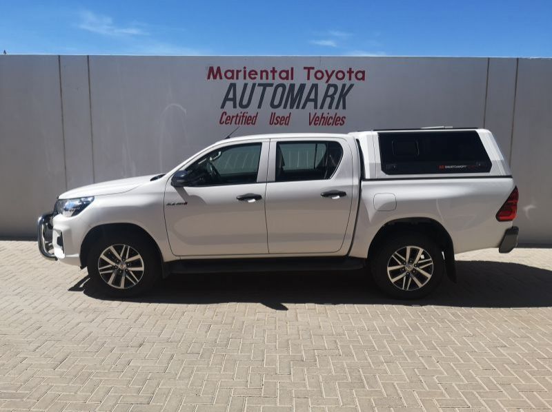 2020 Toyota Hilux Double Cab Hilux DC 2.4GD6 RB SRX MT pictures