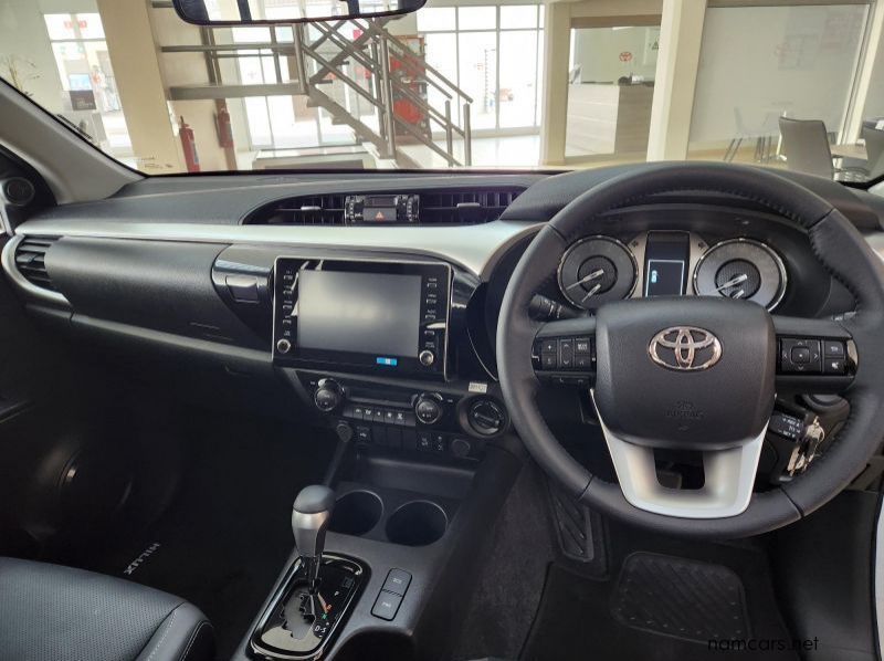 2024 Toyota Hilux DC 2.8GD6 4x4 Raider AT pictures