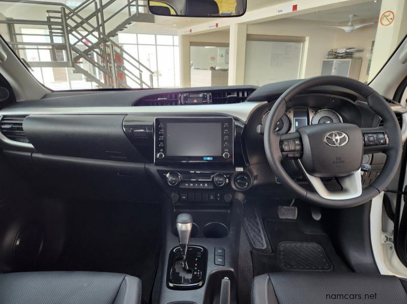 2024 Toyota Hilux DC 2.8GD6 4x4 Raider AT pictures