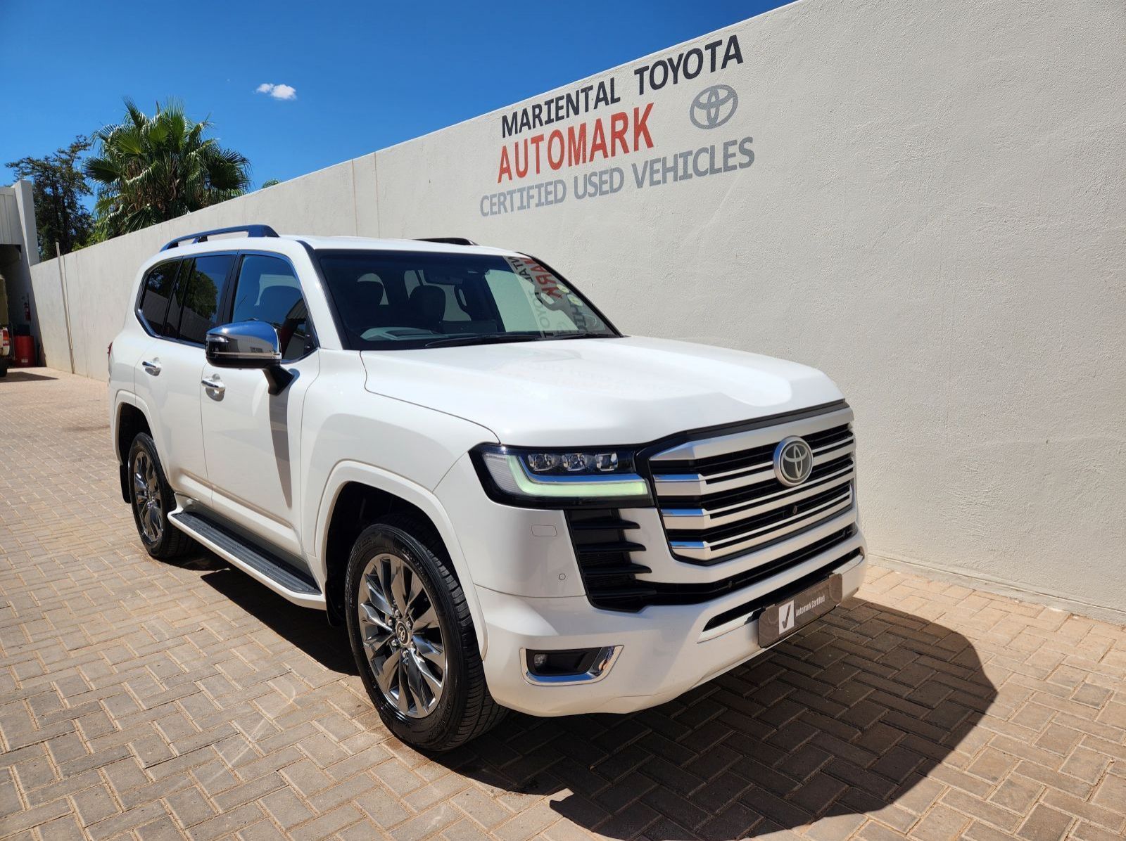 Used Toyota LC300 3.5 V6 Petrol ZX for sale in Windhoek, Walvis Bay, Okahandja, Gobabis, Mariental, Otjiwarongo, Ongwediva, Namibia