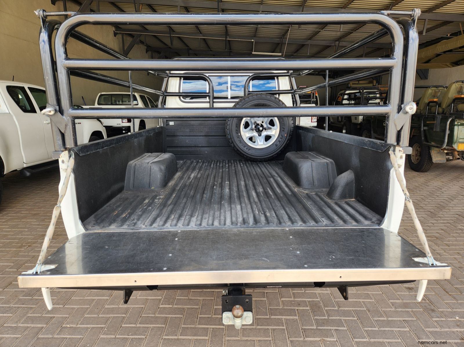 2023 Toyota Land Cruiser SC 4.5 V8 Diesel pictures