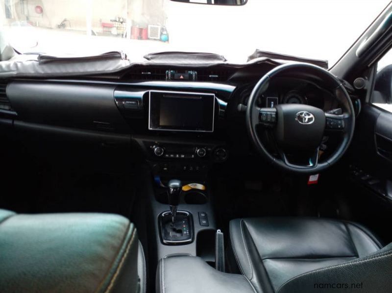 2018 Toyota Hilux Double Cab  2.8GD64x4DakarAT pictures