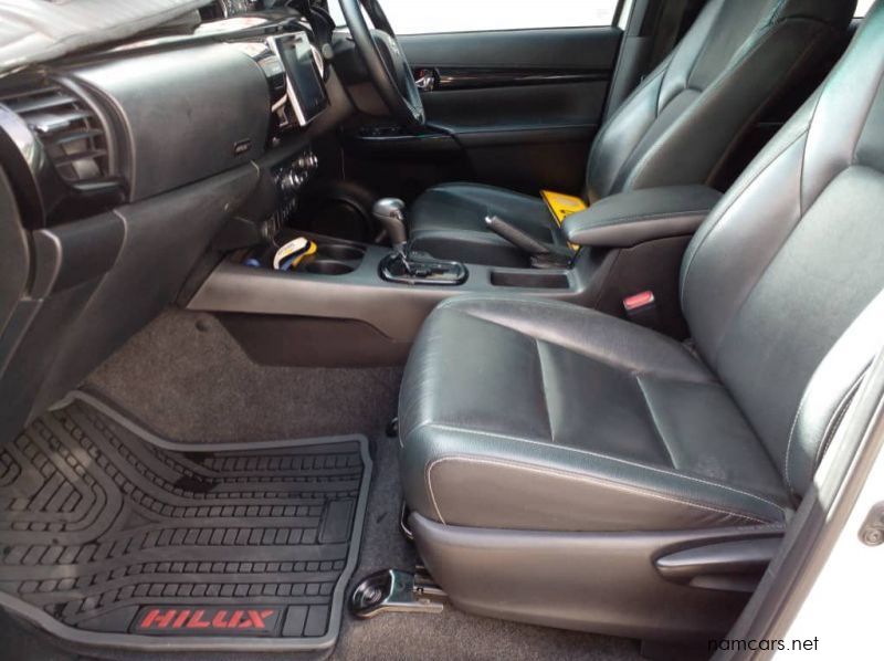 2018 Toyota Hilux Double Cab  2.8GD64x4DakarAT pictures