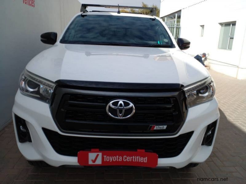 2018 Toyota Hilux Double Cab  2.8GD64x4DakarAT pictures