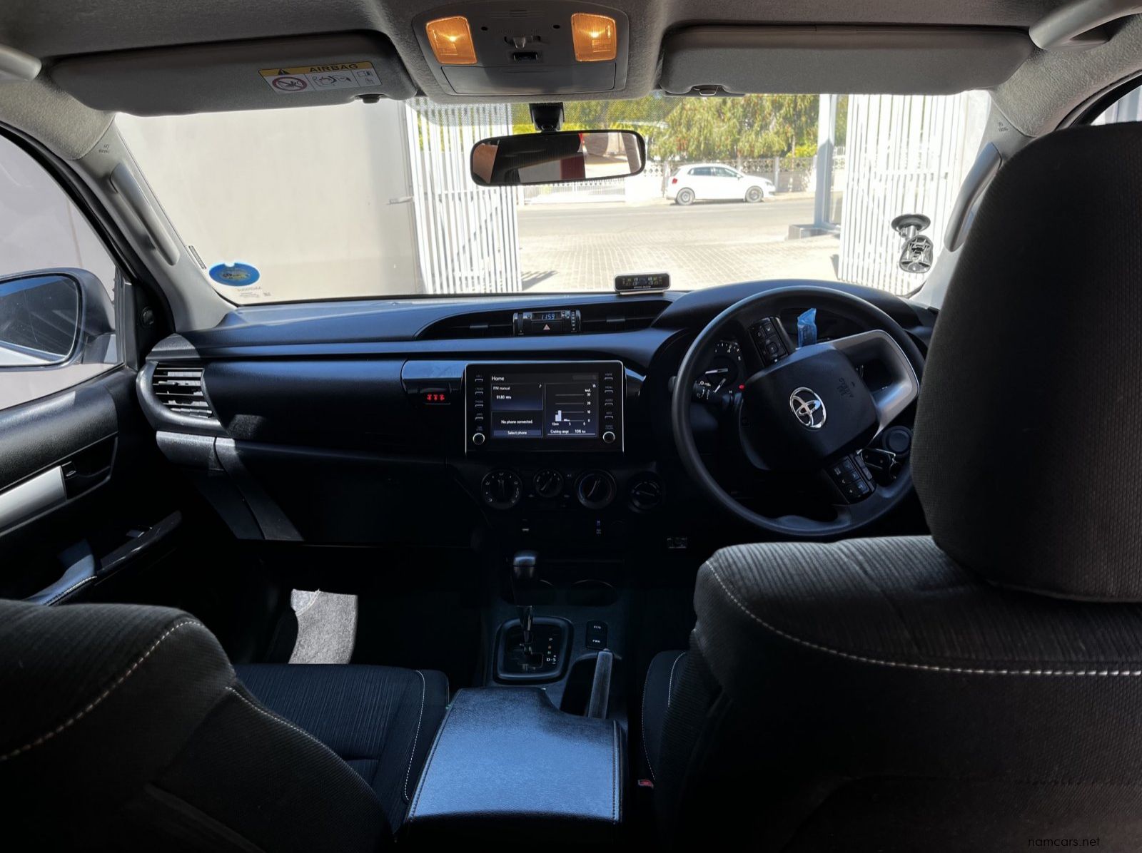 2023 Toyota HILUX DC 2.4 4X4 AT RAIDER-X (LTD EDITION) pictures