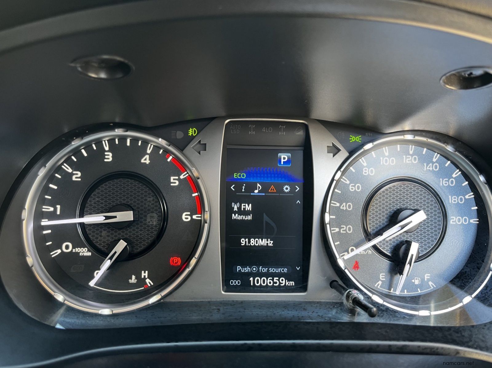 2023 Toyota HILUX DC 2.4 4X4 AT RAIDER-X (LTD EDITION) pictures