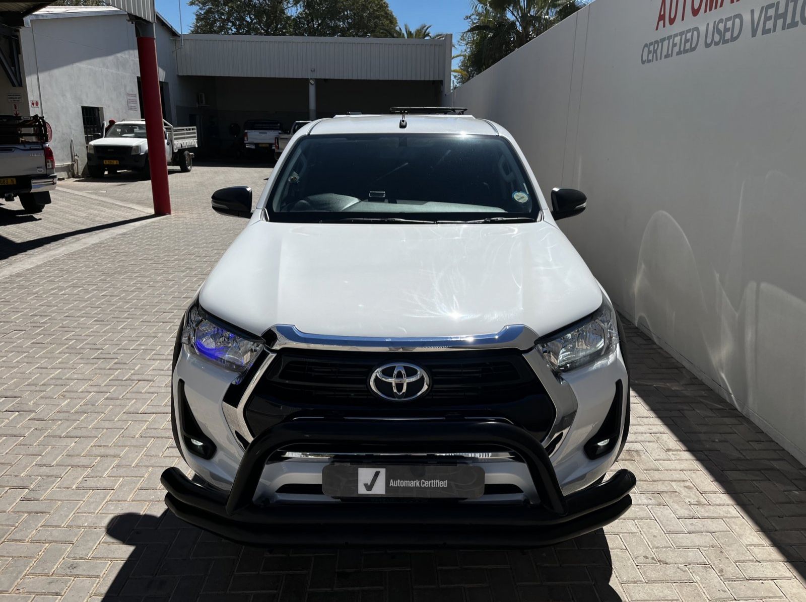 2023 Toyota HILUX DC 2.4 4X4 AT RAIDER-X (LTD EDITION) pictures