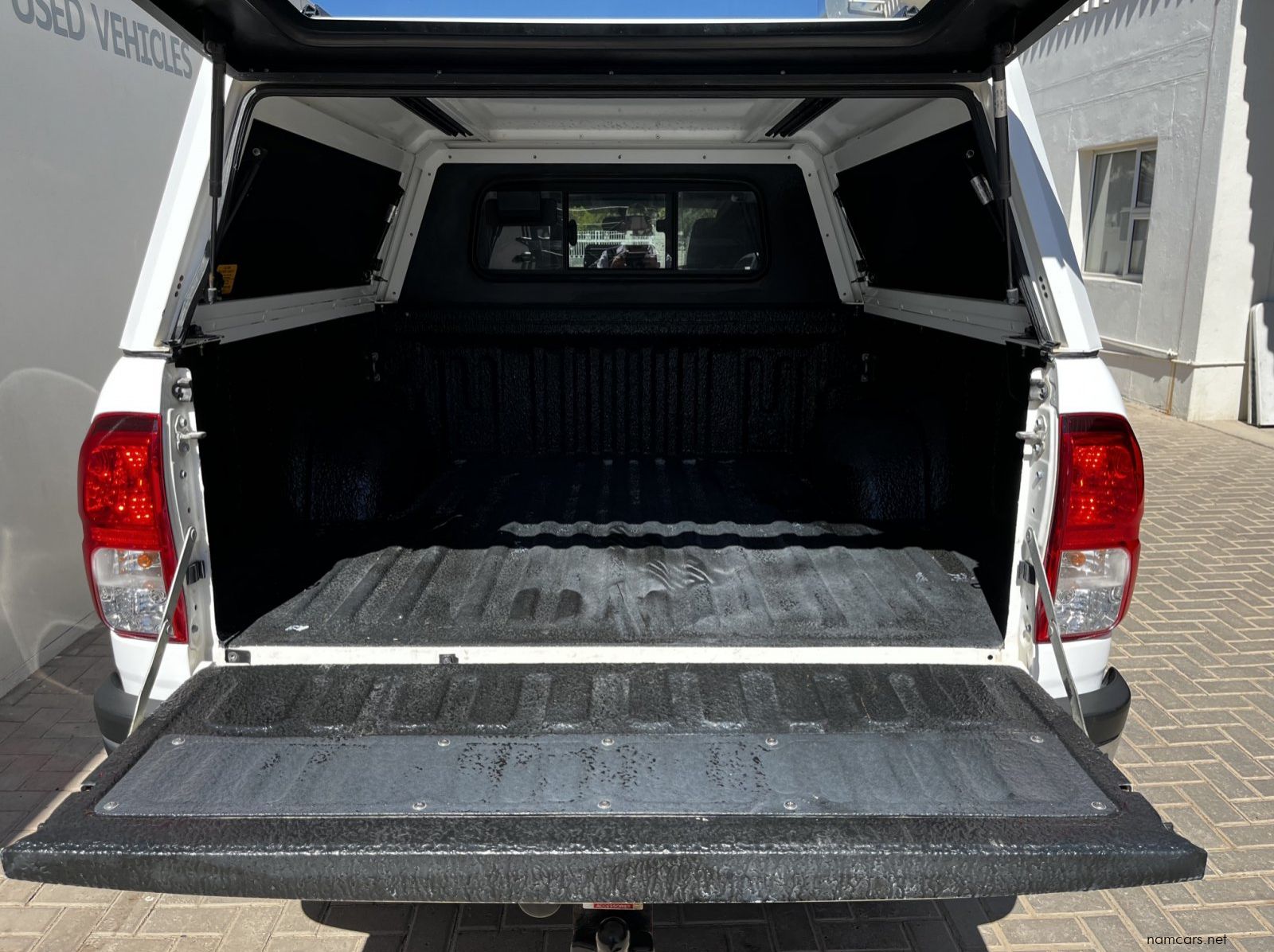 2023 Toyota HILUX DC 2.4 4X4 AT RAIDER-X (LTD EDITION) pictures