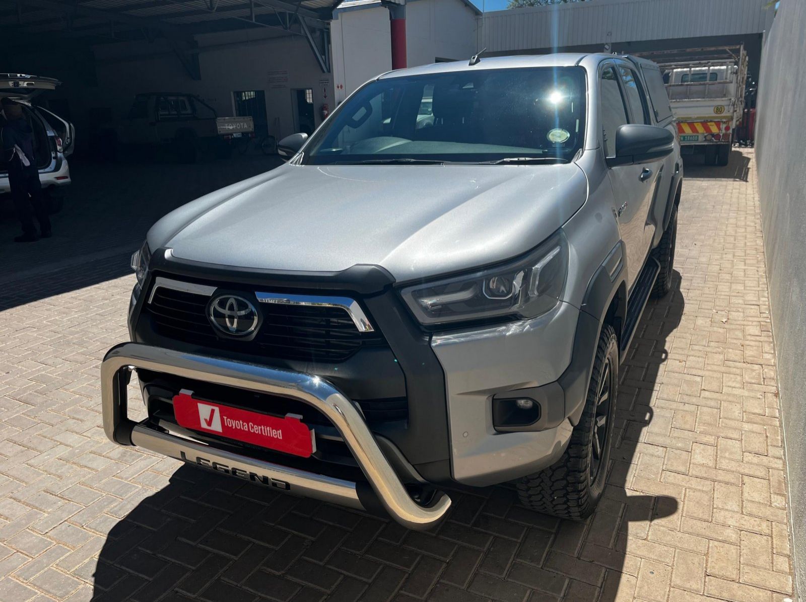 2023 Toyota Toyota Hilux Double Cab DC 2.8GD6 4X4 LGD 6MT pictures
