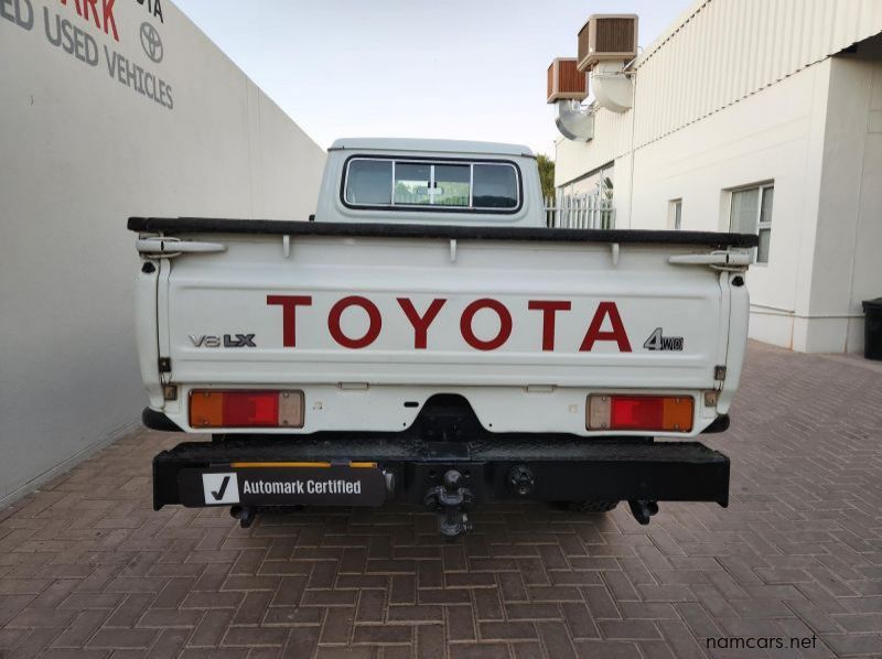 2015 Toyota Land Cruiser SC 4.5 Diesel V8 pictures