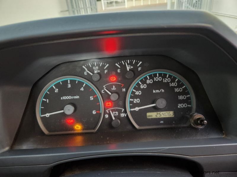 2015 Toyota Land Cruiser SC 4.5 Diesel V8 pictures