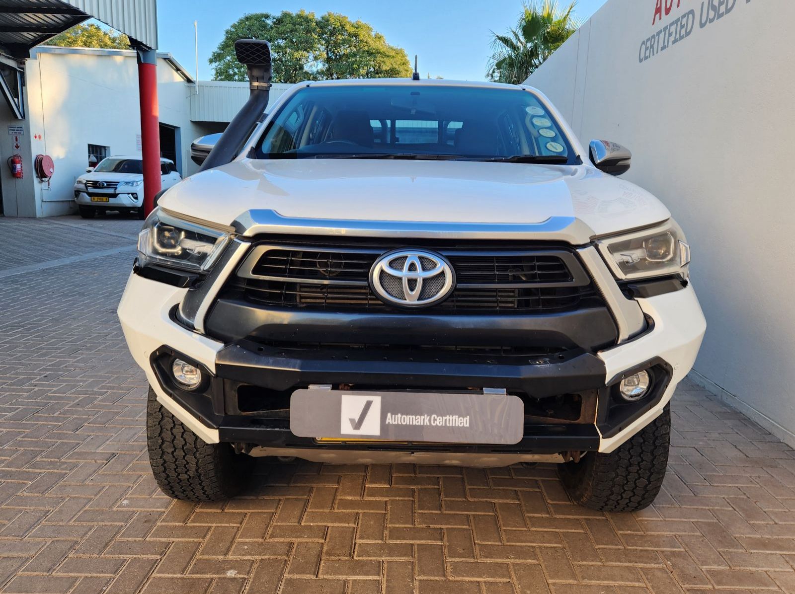 2023 Toyota Hilux Double Cab 2.8GD6 4X4 Raider AT pictures