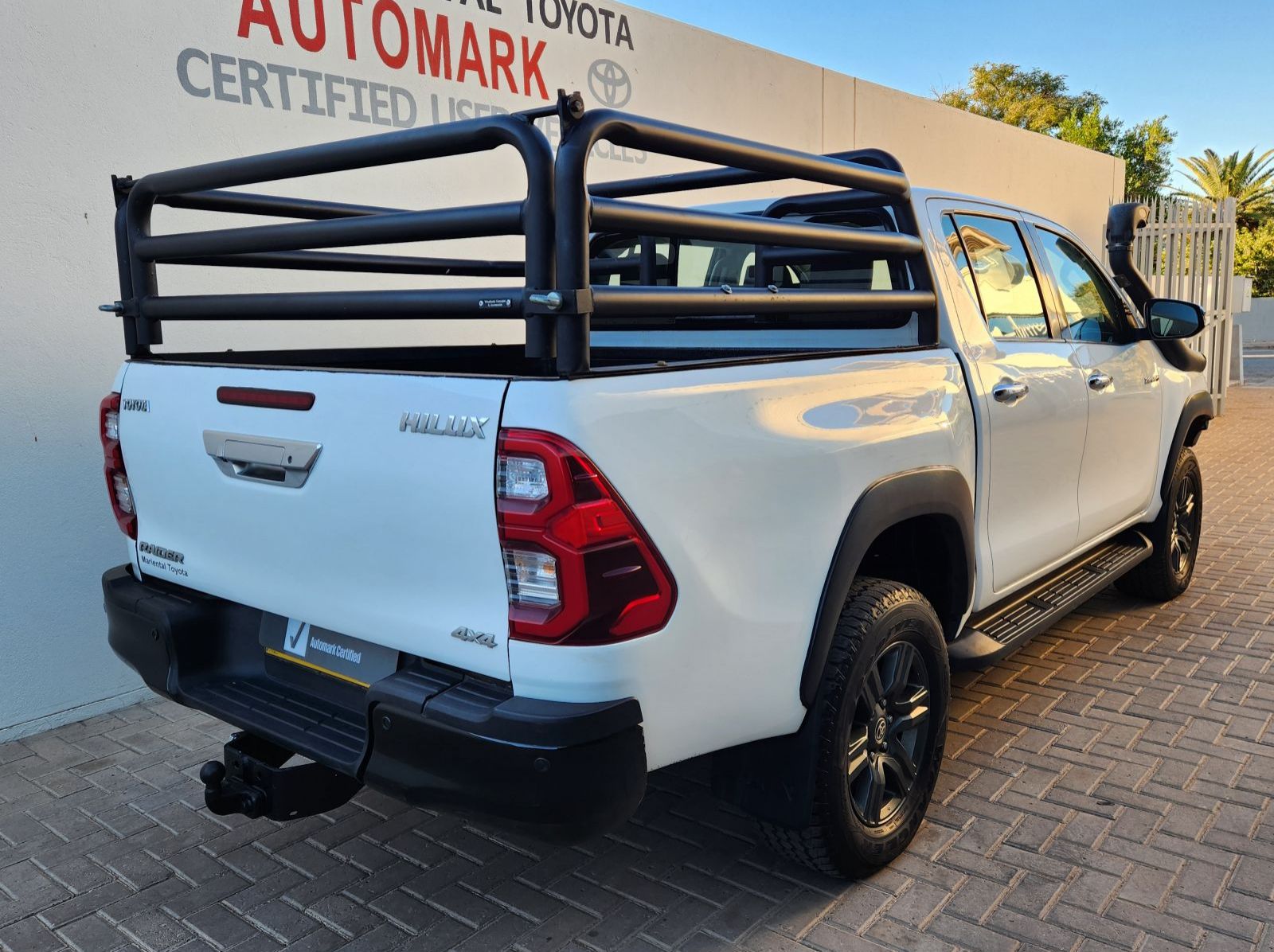 2023 Toyota Hilux Double Cab 2.8GD6 4X4 Raider AT pictures