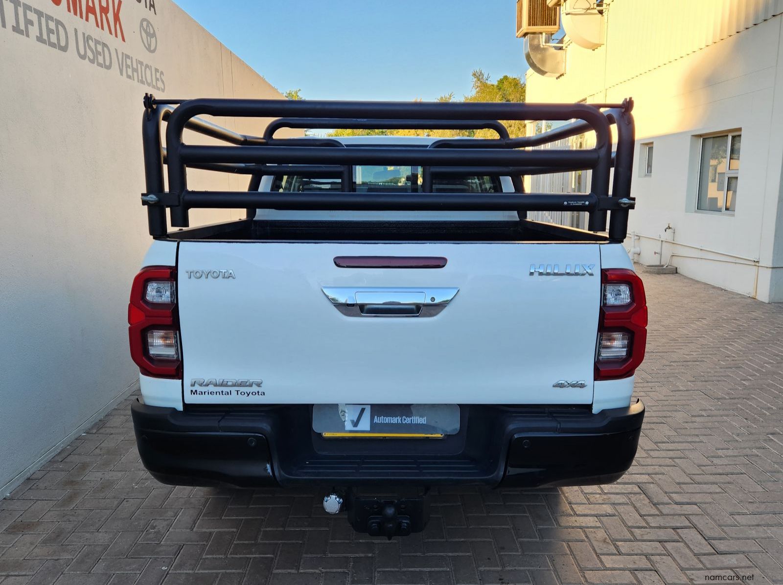 2023 Toyota Hilux Double Cab 2.8GD6 4X4 Raider AT pictures