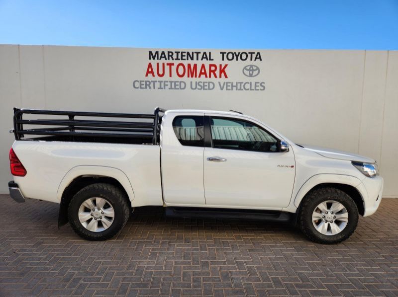 2018 Toyota Hilux XC 2.8GD6 4x4 Raider MT pictures