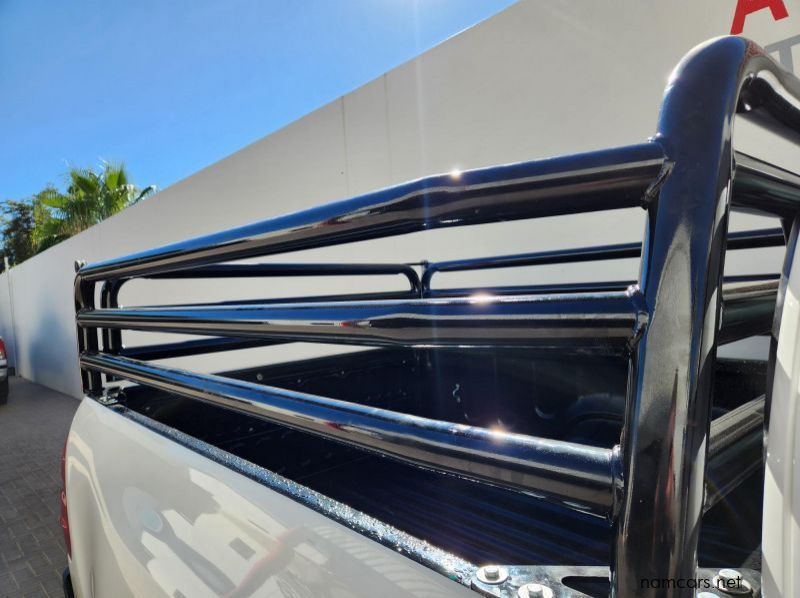 2018 Toyota Hilux XC 2.8GD6 4x4 Raider MT pictures