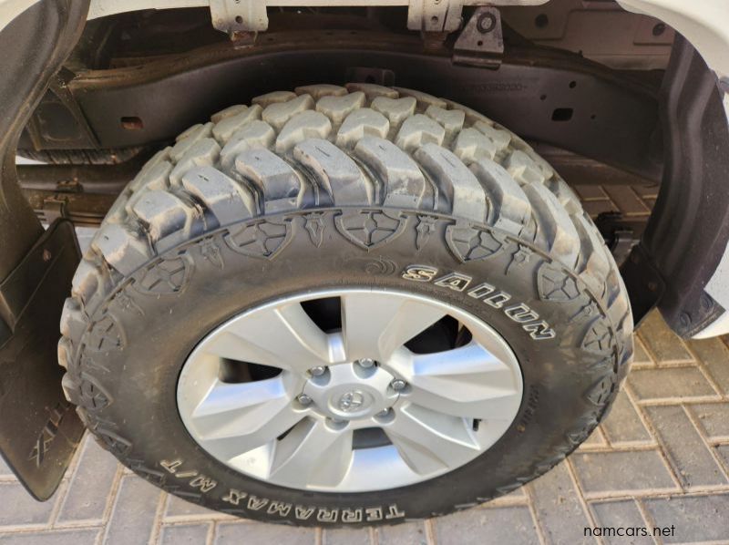 2018 Toyota Hilux XC 2.8GD6 4x4 Raider MT pictures