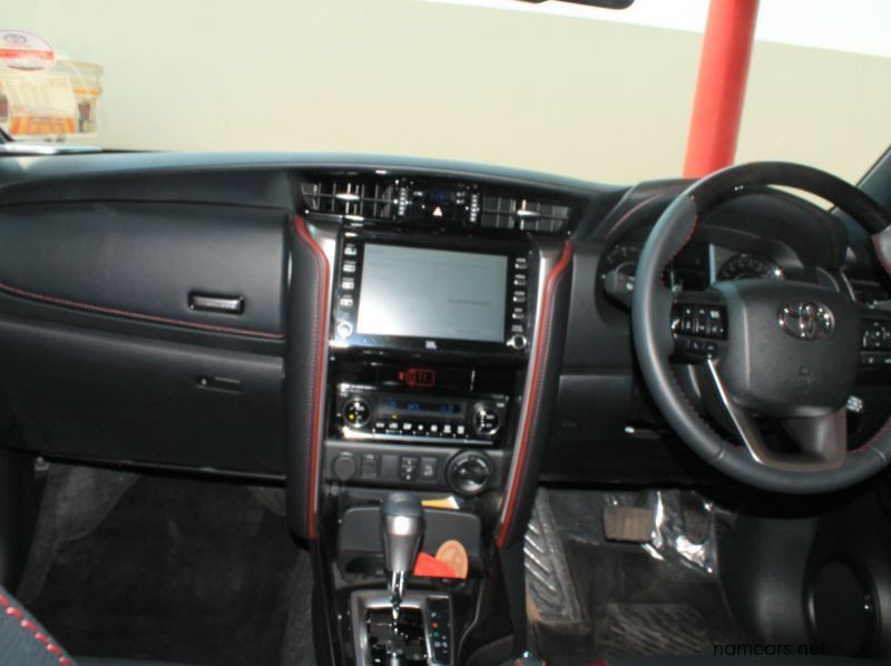 2023 Toyota Fortuner 2.8GD6 4x4 AT VX pictures