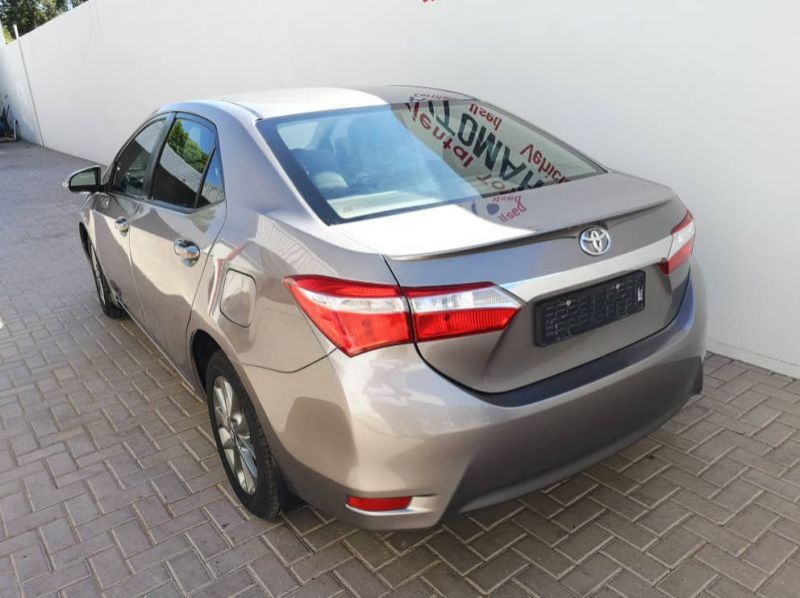 2014 Toyota Corolla Sprinter 1.6 pictures