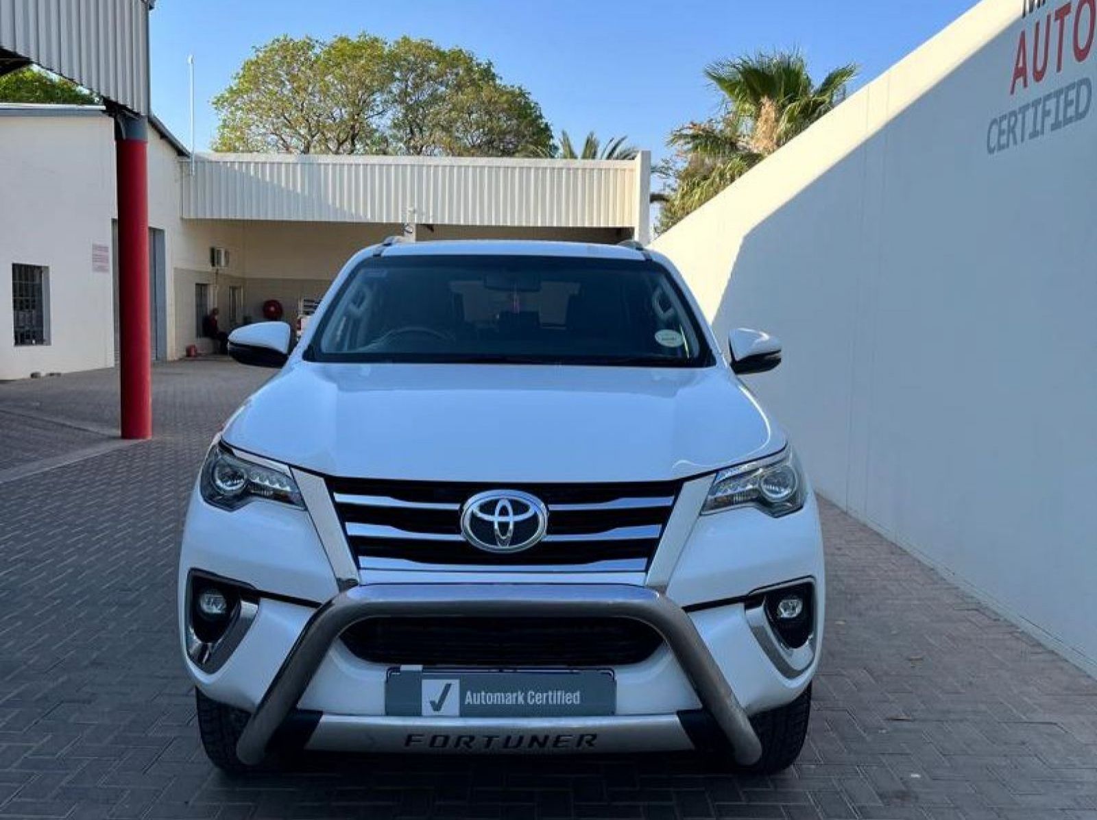 2018 Toyota Fortuner 2.8 GD-6 4X4 6AT pictures