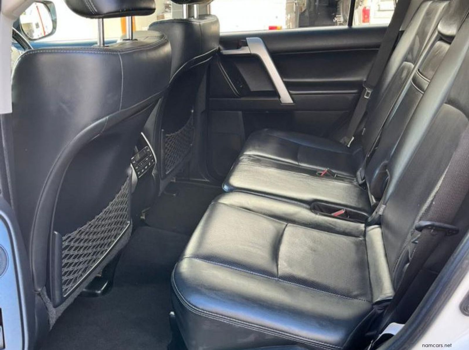 2022 Toyota Land Cruiser Prado 2.8GD VX-L pictures